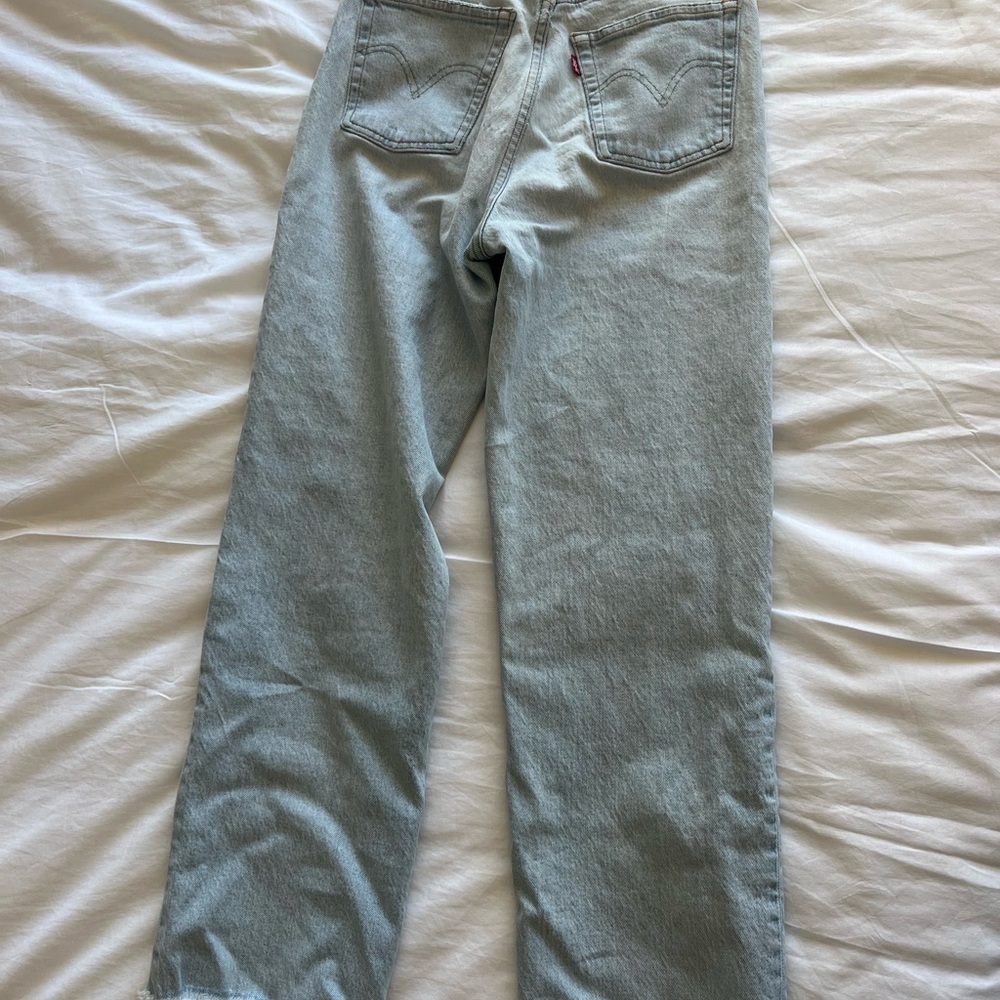 Levi’s Ribcage Straight Jeans - Picture 2 of 4